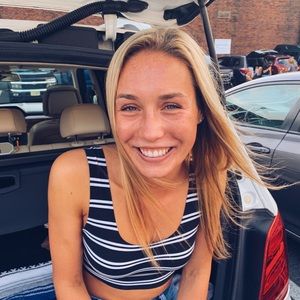 Meet your Posher, Megan